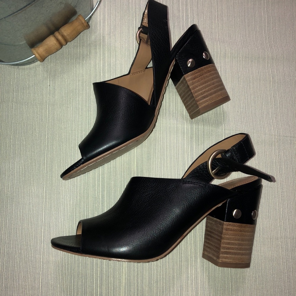 New MARC FISHER SZ 6 1/2 Heels - Picture 3 of 7